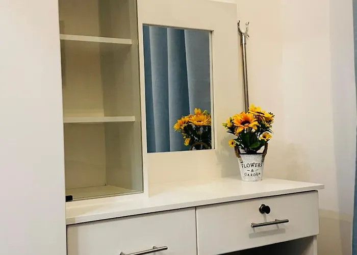 Apartment Melscape Lush 1br Unit *